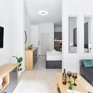New Luxury In Downtown , Selanik Yunanistan